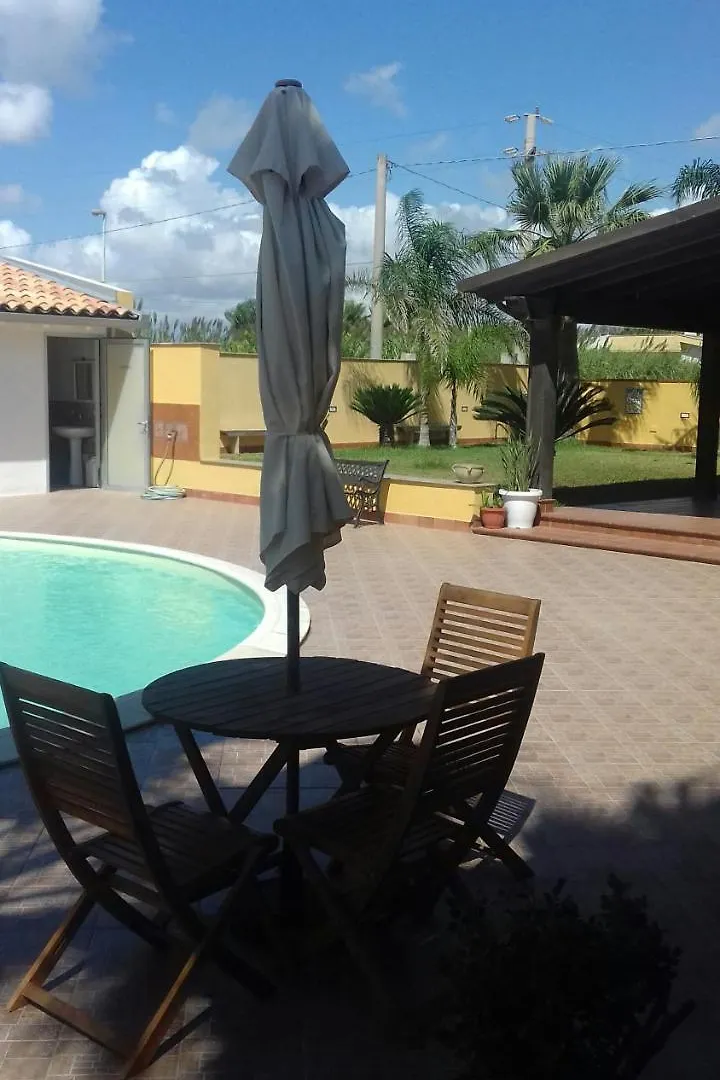 Casa vacanze Villa con piscina Mazara del Vallo